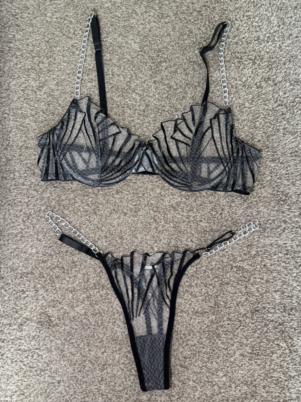 Lingerie set